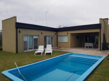 Casa · 167m² · 5 Ambientes · 2 Cocheras · Casa Venta 4 Ambientes San Ramon con Pileta Pilar del Este
