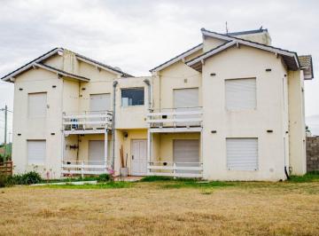 Edificio · 193m² · 3 Ambientes · 4 Cocheras · Complejo 4 Departamentos Ideal Renta