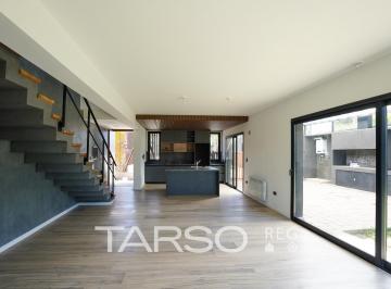 Casa · 167m² · 6 Ambientes · 2 Cocheras · Housing en Venta 3 Dorm. con Seguridad - Arguello - a m de Recta Martinolli