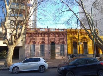 Terreno · 200m² · Lote en Venta en 44 E/ 5y6.