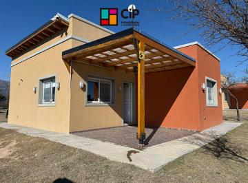 Casa de 3 ambientes, Cortaderas · Complejo de Cabañas en Cortaderas