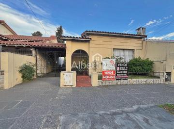 Casa de 3 ambientes, Morón · Venta PH 3 Ambientes en Haedo Norte.