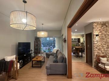 Casa · 153m² · 6 Ambientes · Venta Casa 2 Plantas. 3 Dorm. (2 en Suite) Quincho y Terraza. Munro Este. Vte. López