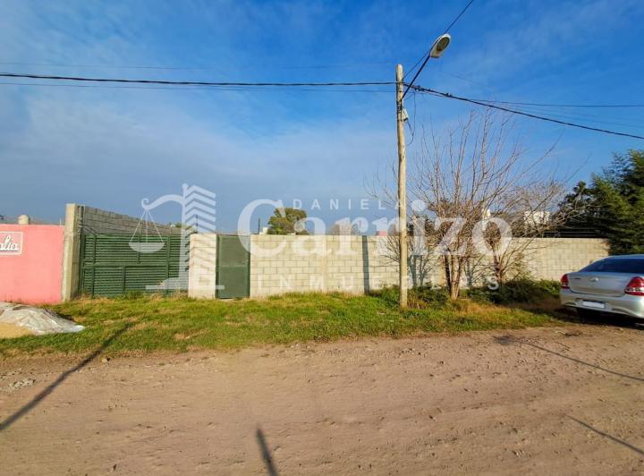Terreno · 925m²