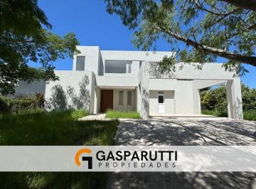Casa · 200m² · 5 Ambientes · 2 Cocheras · Casa en Venta en El Cantón Norte a La Laguna