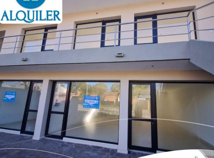 Local comercial · 36m² · 7 Ambientes · 10 Cocheras