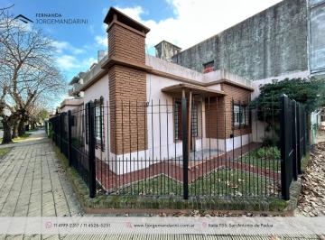 Casa · 100m² · 3 Ambientes · 1 Cochera · Venta - Casa - 2 Dorm. - Padua