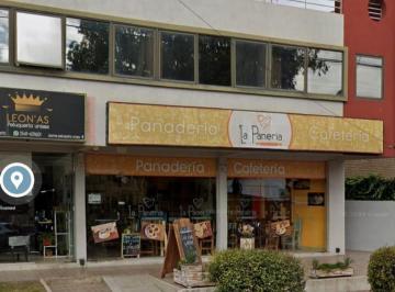 Local comercial , Villa Carlos Paz · Jl Inmobiliaria Vende Local Comercial Calle Perón Al 1200