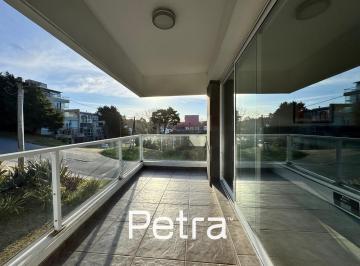 Departamento · 95m² · 4 Ambientes · 1 Cochera · Departamento - Sur Playa