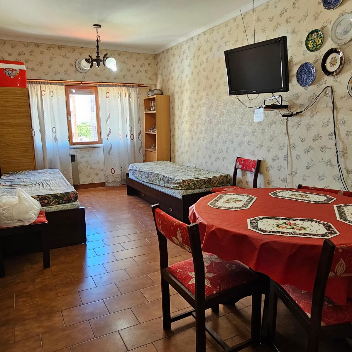 Departamento de un ambiente ubicado en el corazón de La Perla a una cuadra del mar