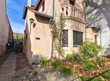 Casa · 130m² · 3 Ambientes · 3 Cocheras · Casa en Venta - General San Martin