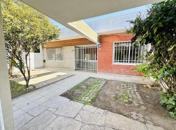 Casa · 146m² · 4 Ambientes · 1 Cochera · Casa en Barrio Alta Cordoba