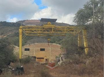 Local comercial · 250m² · En Venta Galpon Mas Nave Industrial en La Falda a 400 m de La Bajada Al Cuadrado Ref: 2155