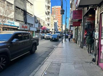 Local comercial · 120m² · Local - Once