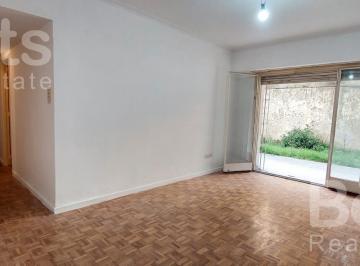 Departamento · 68m² · 3 Ambientes · Venta Departamento 3 Amb - Jardin y Patio - 135 m² - Flores