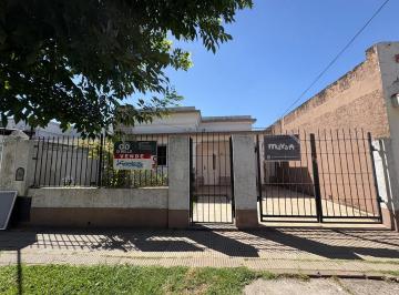 Casa · 80m² · 3 Ambientes · 1 Cochera · Casa en Venta