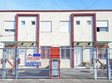 PH · 45m² · 3 Ambientes · 1 Cochera · Duplex 2 Amb y Medio Al Frente con Cochera y Patio
