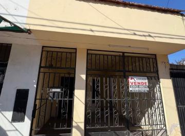 Foto · Casa con 3 Habitaciones en Venta en Centro - Oportunidad Imperdible!