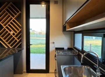 Casa · 145m² · 3 Ambientes · 2 Cocheras · Casa a Estrenar - Country Viento Sur
