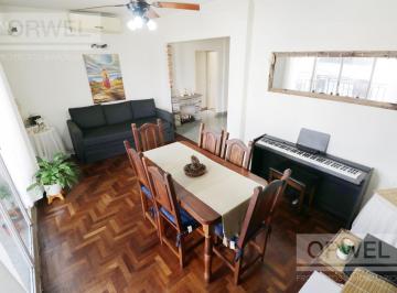 Departamento · 62m² · 3 Ambientes · Departamento en Venta en Villa del Parque 3 Ambientes