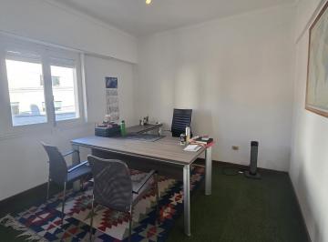 Oficina comercial · 85m² · 4 Ambientes · Alquiler 24 Meses Oficina 4 Ambientes en Zona Puerto