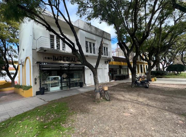 Departamento · 122m² · 5 Ambientes · 1 Cochera