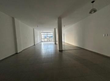 Consultorio · 90m² · 1 Ambiente · Amplia Oficina de Planta Libre en Alquiler