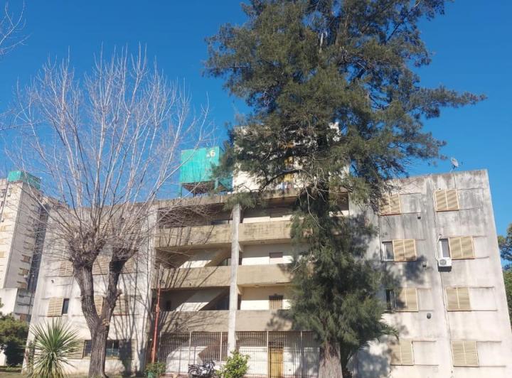 Departamento · 40m² · 2 Ambientes · 1 Cochera