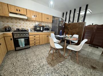 Casa · 396m² · 7 Ambientes · 3 Cocheras · Casa en Zona Sur