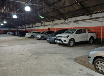 Garage · 11m² · Cochera en Avellaneda en Venta.