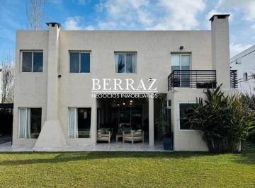 Casa · 290m² · 6 Ambientes · Casa Venta 4 Dorm. Barrio Santa Catalina Lote de 790 m² Villanueva Tigre
