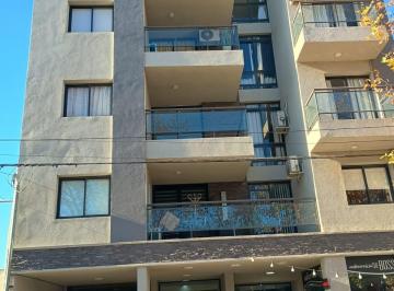 Departamento de 4 ambientes, Villa María · Venta: Excelente Dpto de 2 Dorm con Cochera en Bº Centro