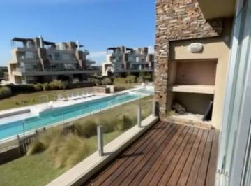 Departamento de 3 ambientes, Tigre · Depto en Triplex con 2 Balcones y Parrilla en Barrio Los Castaños Nordelta