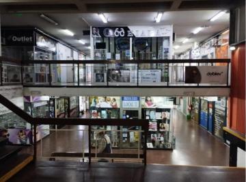 Edificio · 3889m² · Edifcio en Block