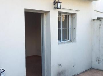 Departamento · 70m² · 2 Dormitorios · 1 Cochera · Departamento en Constitucion Al 3600