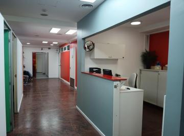 Edificio · 1330m² · Edificio Comercial en Venta de 1330 m² en Recoleta, Oportunidad