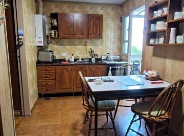 Departamento de 4 ambientes, Villa Pueyrredón · Departamento en Venta 4 Amb con Cochera y Baulera, Frente 87 m² Tot - Toilette - Artigas Al 4800