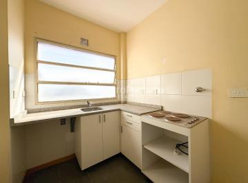 Departamento · 30m² · 2 Ambientes · Venta Departamento 2 Ambientes con Cocina Independiente en Morón Centro.