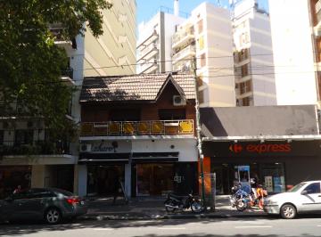 PH de 8 ambientes, Villa Urquiza · V. Urquiza: 8 Amb. P - H Uso Comercial 200 m² Cub. Incas y Triunvirato