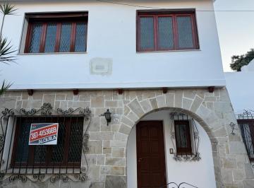 Casa de 7 ambientes, Salta · Alquilo Importante Propiedad Frente Alto Noa Shopping, Salta