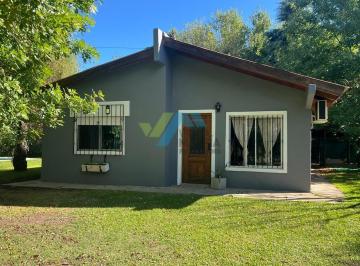 Casa · 135m² · 4 Ambientes · 1 Cochera · Casa en Venta Ubicado en Pellegrini Village, Pilar, G. B. a. Zona Norte