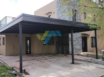 Casa · 182m² · 5 Ambientes · 2 Cocheras · Casa en Venta Ubicado en Haras Santa Maria, Escobar, G. B. a. Zona Norte