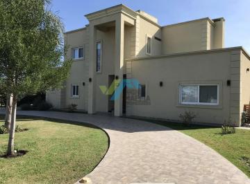 Casa · 250m² · 6 Ambientes · 2 Cocheras · Casa en Venta Ubicado en El Cantón, Escobar, G. B. a. Zona Norte