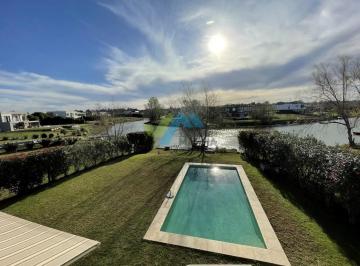 Casa · 250m² · 6 Ambientes · 2 Cocheras · Casa en Venta Ubicado en El Cantón, Escobar, G. B. a. Zona Norte