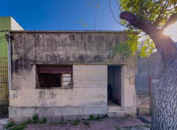 Casa · 75m² · 3 Ambientes · Oportunidad Casa a Refaccionar!