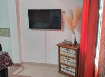 Departamento · 44m² · 2 Ambientes · 1 Cochera · Departamento en Venta - 1 Dormitorio 1 Baño - Lomas de Zamora