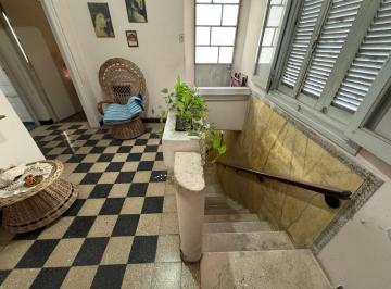 Casa · 142m² · 6 Ambientes · 1 Cochera · Casa en Rosario, Italia 2.788