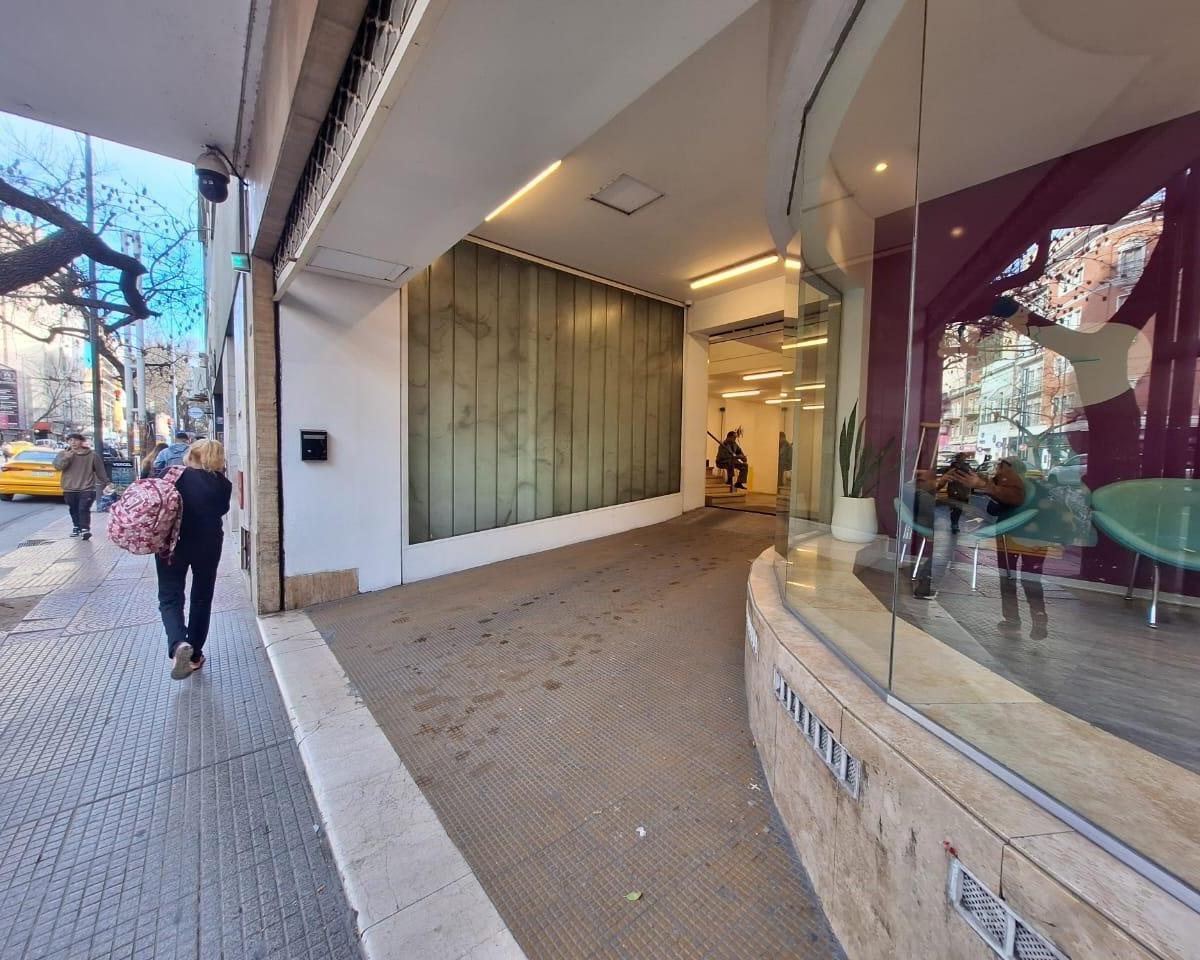 Av. General Paz al 300, Centro, Córdoba