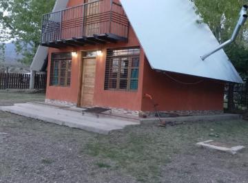 Quinta vacacional · 90m² · 4 Ambientes · Greenwood Inmobiliaria Vende Exclusiva Cabaña en Las Carditas, Potrerillo!