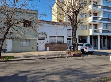 Terreno · 230m² · 4 Ambientes · 1 Cochera · 59 E/ 17 y Diag.74